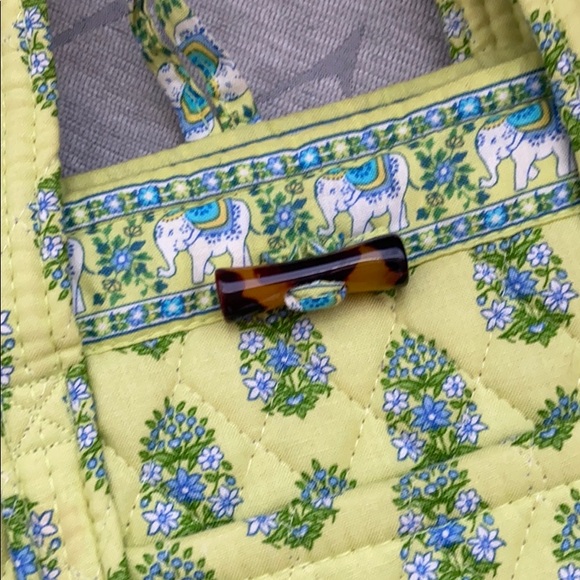 Vera Bradley Handbag - Picture 2 of 7
